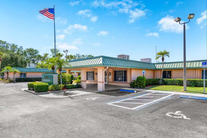 002-325012thStreet-Sarasota-FL-34237-FULL (Small)